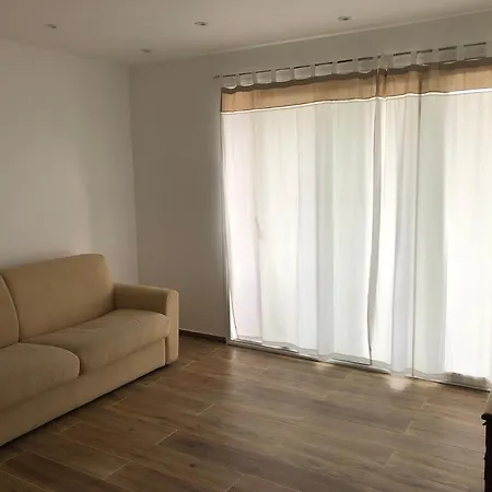 Apartman T3 Neuf Centre *